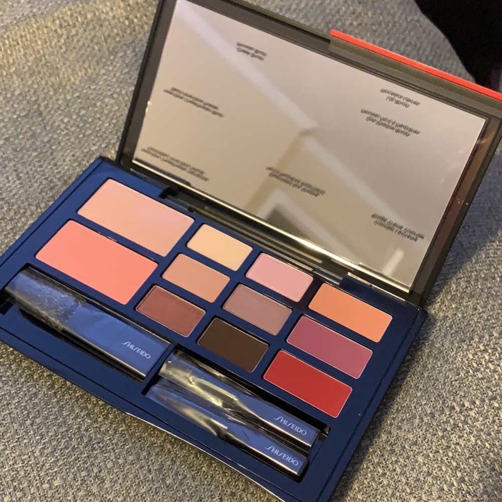 NEW IN PACKAGE SHIEDO LITE AS AIR PALLET!LIP,EYE!